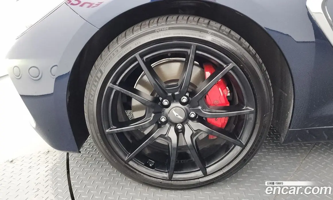 Genesis G70 2018 2.0 автомат (гидро), фото 5 Genesis G70 2018 2.0 автомат (гидро), фото 5