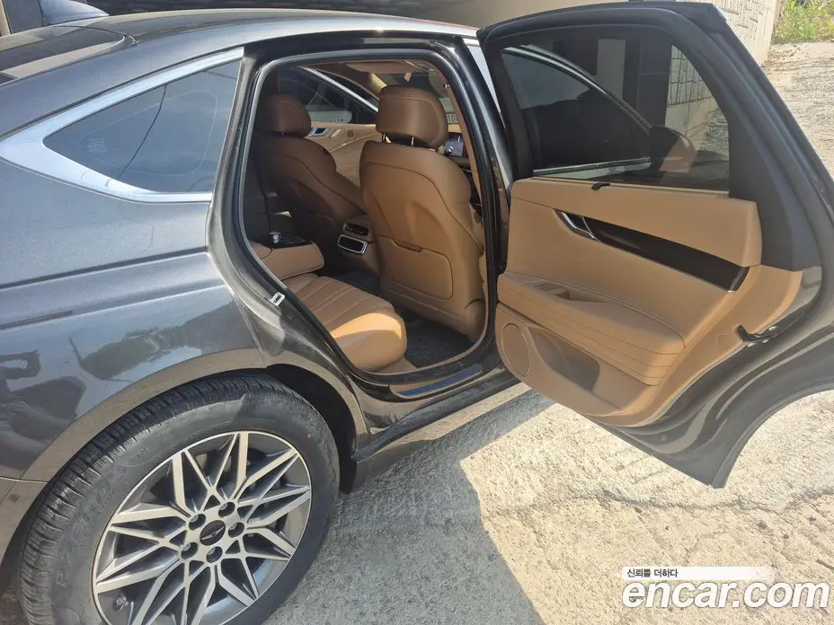 Genesis G80 2024 2.5 автомат (гидро), фото 5 Genesis G80 2024 2.5 автомат (гидро), фото 5