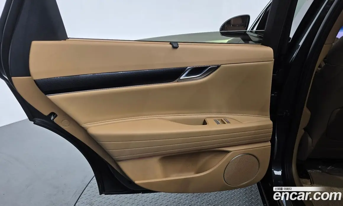 Genesis G80 2025 2.5 автомат (гидро), фото 15
