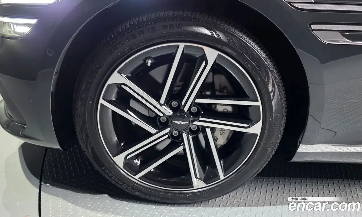 Genesis G80 2025 2.5 автомат (гидро), фото 5 Genesis G80 2025 2.5 автомат (гидро), фото 5