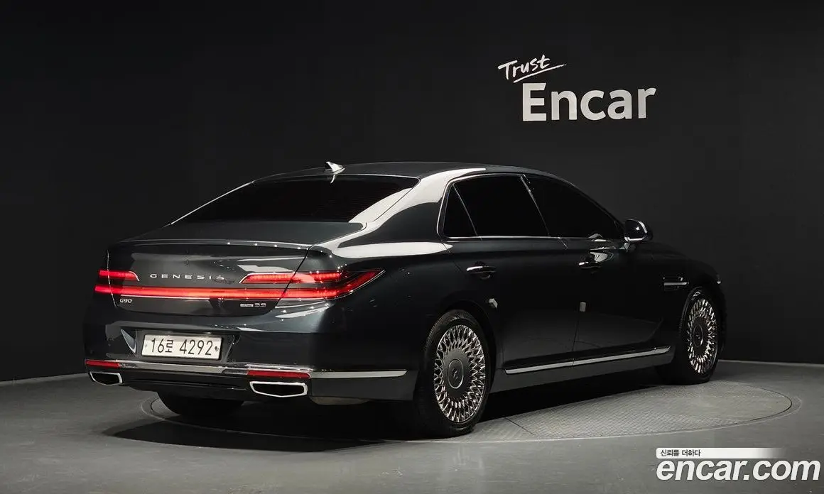 Genesis G90 2019 3.8 автомат (гидро), фото 2 Genesis G90 2019 3.8 автомат (гидро), фото 2