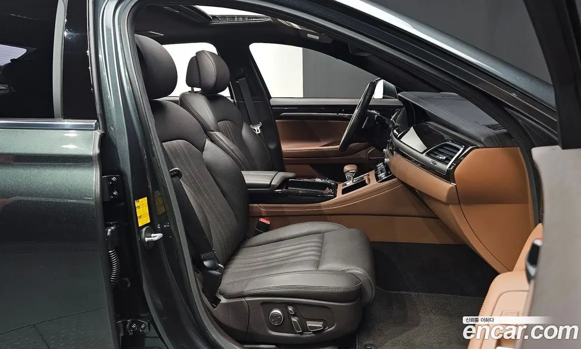 Genesis G90 2019 3.8 автомат (гидро), фото 13 Genesis G90 2019 3.8 автомат (гидро), фото 13