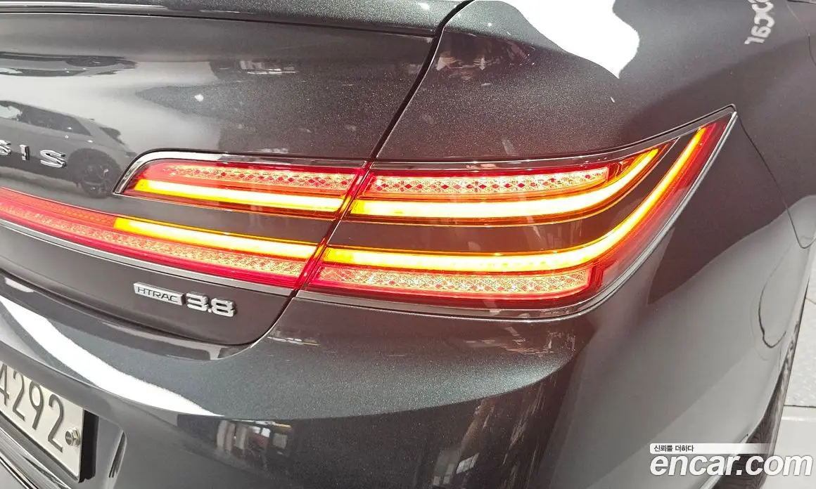 Genesis G90 2019 3.8 автомат (гидро), фото 9 Genesis G90 2019 3.8 автомат (гидро), фото 9