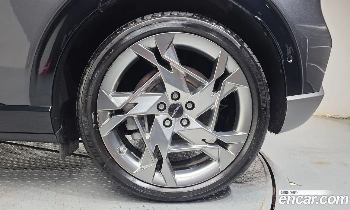 Genesis GV60 2021 0.1 автомат (гидро), фото 6 Genesis GV60 2021 0.1 автомат (гидро), фото 6