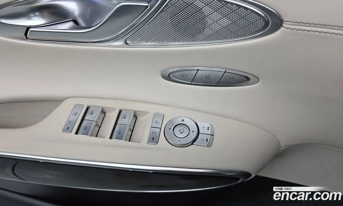 Genesis GV70 2022 2.5 автомат (гидро), фото 18