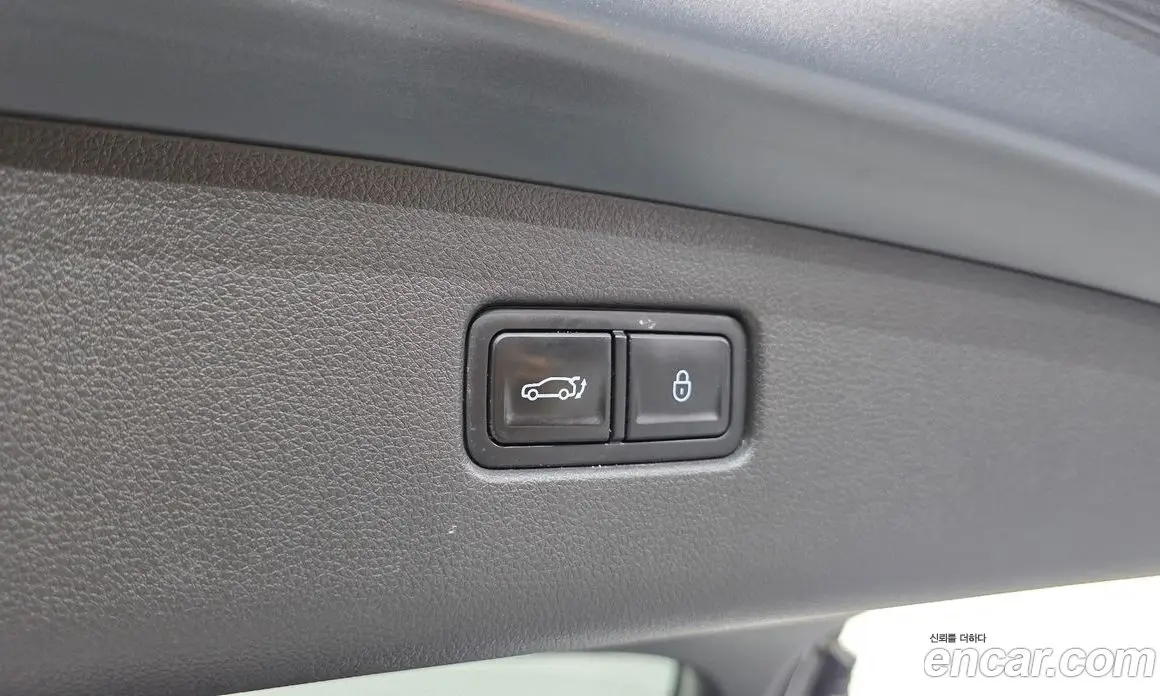 Genesis GV70 2022 2.5 автомат (гидро), фото 35 Genesis GV70 2022 2.5 автомат (гидро), фото 35