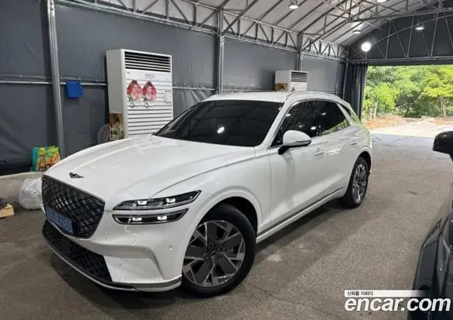 Genesis GV70 2022 0.1 автомат (гидро), миниатюра 2 Genesis GV70 2022 0.1 автомат (гидро), миниатюра 2