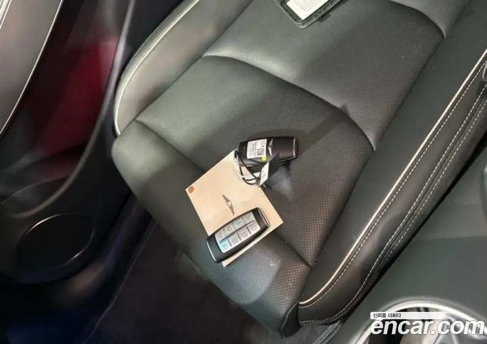 Genesis GV70 2022 0.1 автомат (гидро), фото 12 Genesis GV70 2022 0.1 автомат (гидро), фото 12
