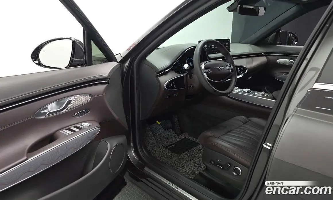 Genesis GV70 2024 2.5 автомат (гидро), фото 13 Genesis GV70 2024 2.5 автомат (гидро), фото 13