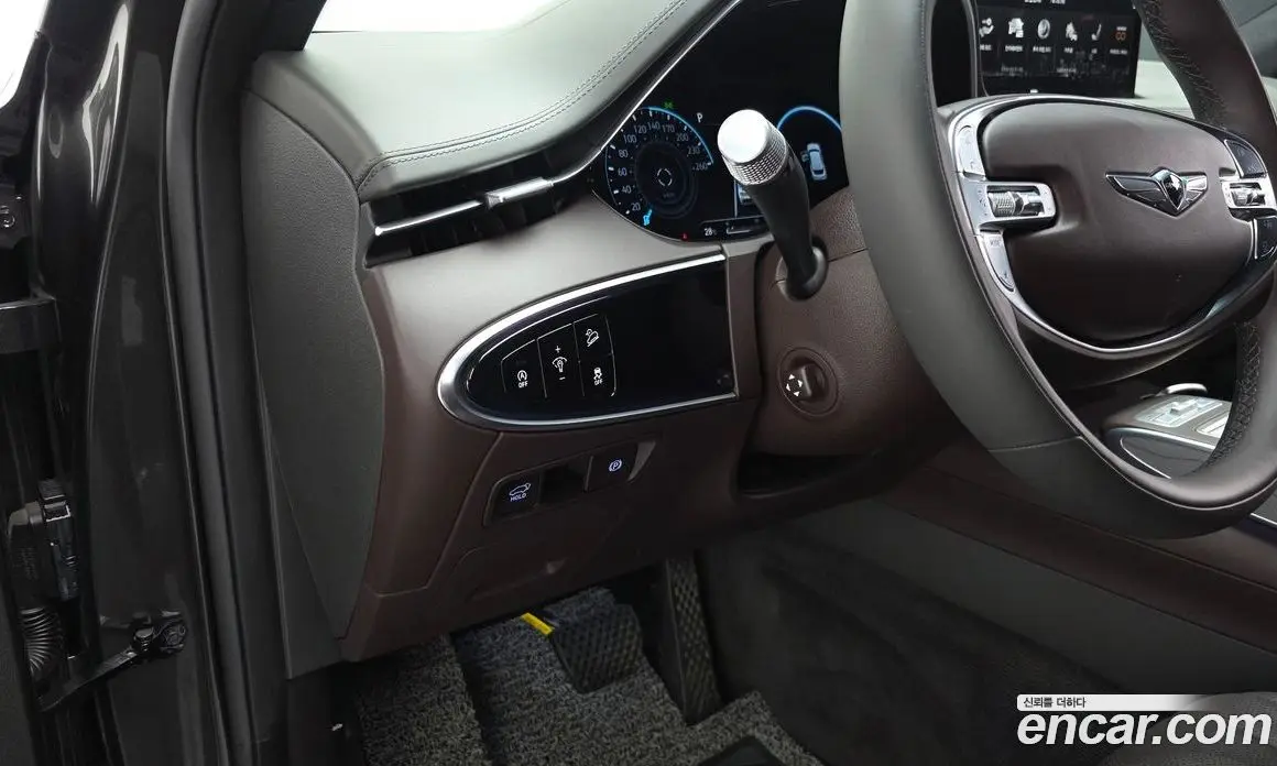 Genesis GV70 2024 2.5 автомат (гидро), фото 19 Genesis GV70 2024 2.5 автомат (гидро), фото 19