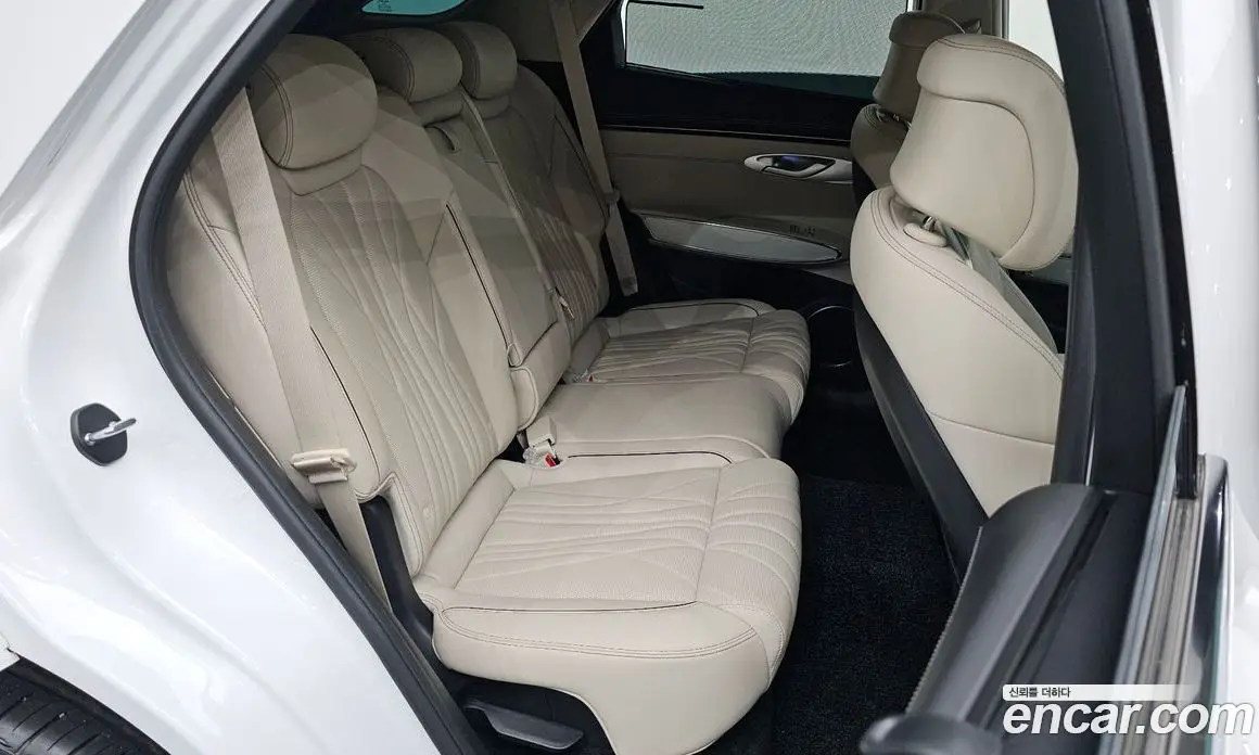 Genesis GV70 2025 2.5 автомат (гидро), фото 16