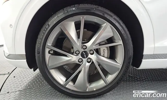 Genesis GV70 2025 2.5 автомат (гидро), миниатюра 4