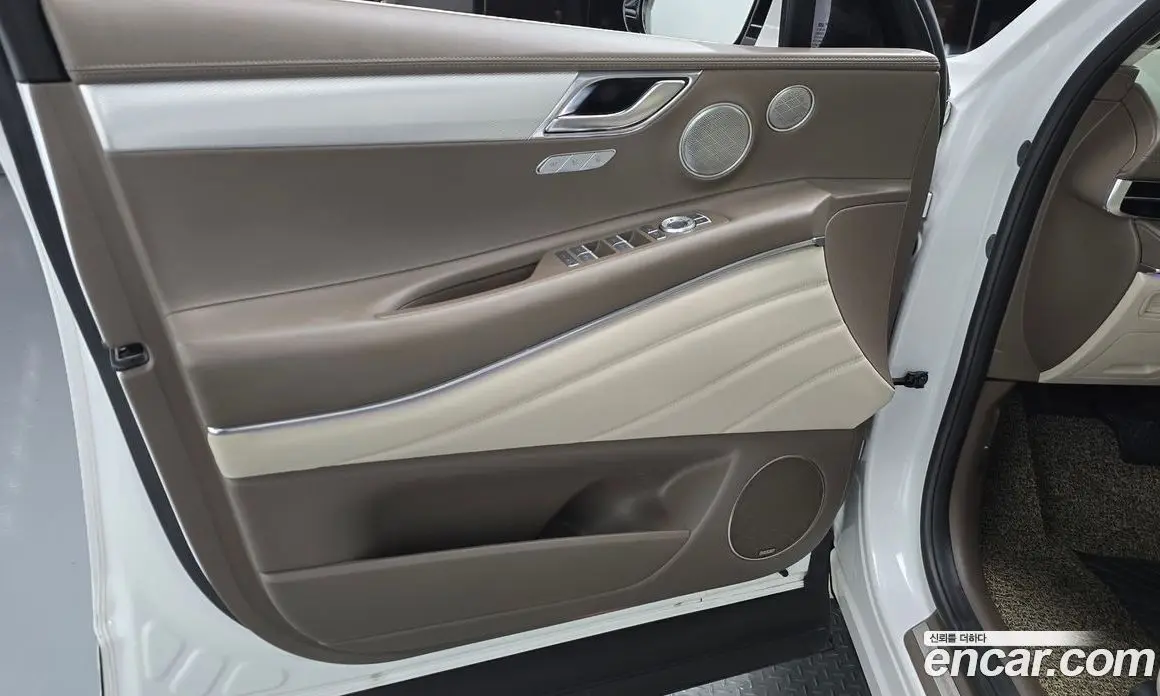 Genesis GV80 2020 3.0 автомат (гидро), фото 14 Genesis GV80 2020 3.0 автомат (гидро), фото 14