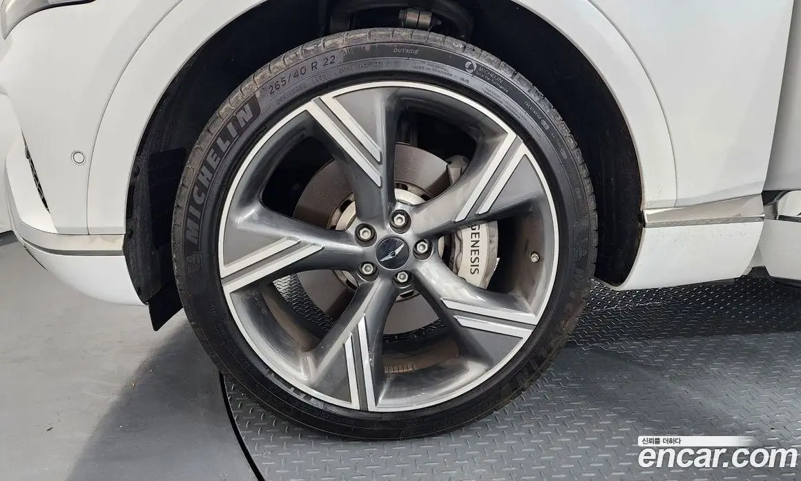 Genesis GV80 2024 2.5 автомат (гидро), фото 5 Genesis GV80 2024 2.5 автомат (гидро), фото 5