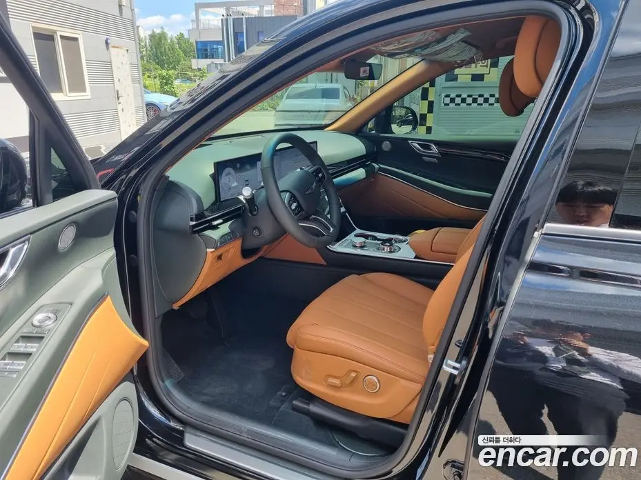 Genesis GV80 2026 2.5 автомат (гидро), фото 7 Genesis GV80 2026 2.5 автомат (гидро), фото 7