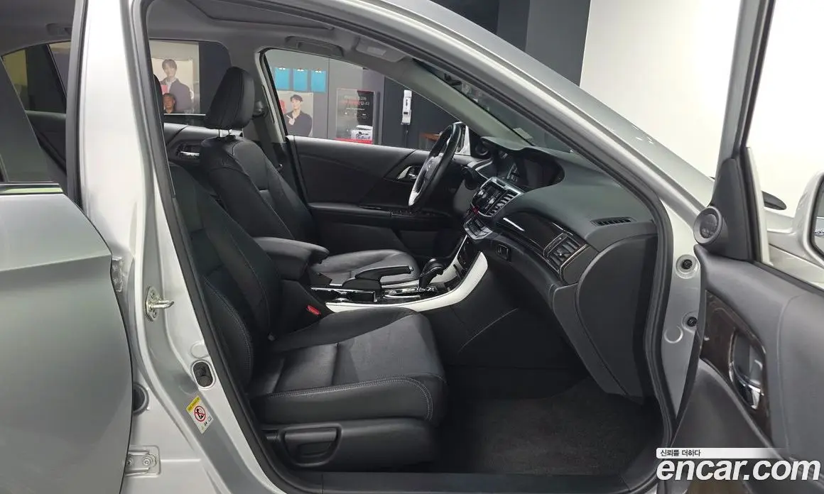 Honda Accord 2013 2.4 автомат (гидро), фото 16