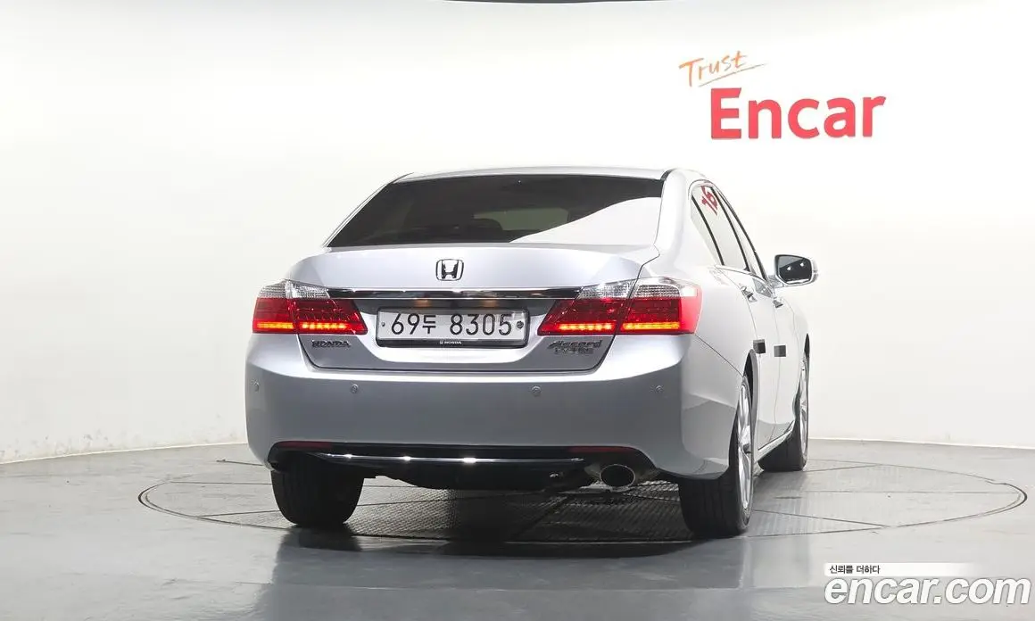 Honda Accord 2013 2.4 автомат (гидро), фото 3