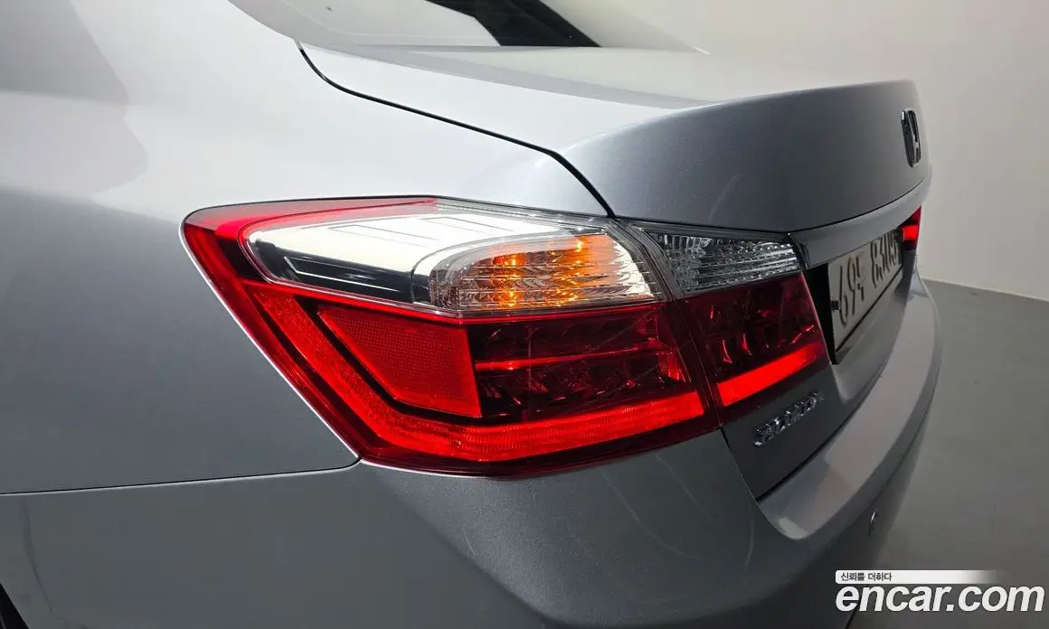 Honda Accord 2013 2.4 автомат (гидро), фото 8
