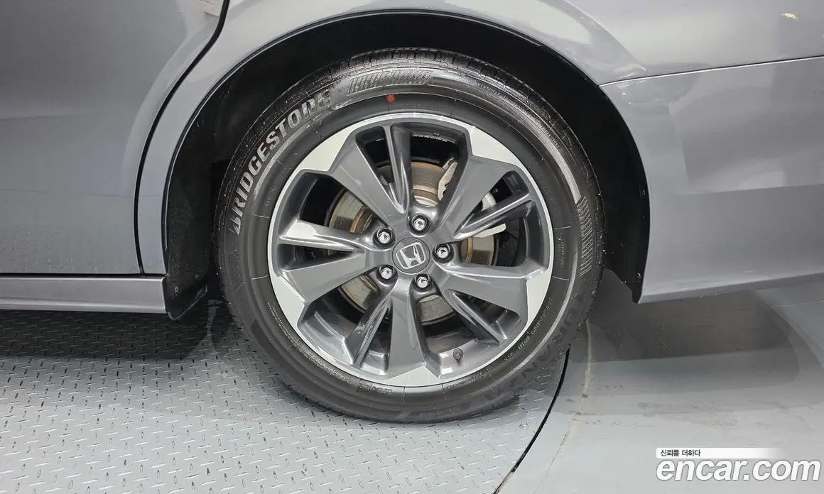 Honda Odyssey 2023 3.5 автомат (гидро), фото 7 Honda Odyssey 2023 3.5 автомат (гидро), фото 7