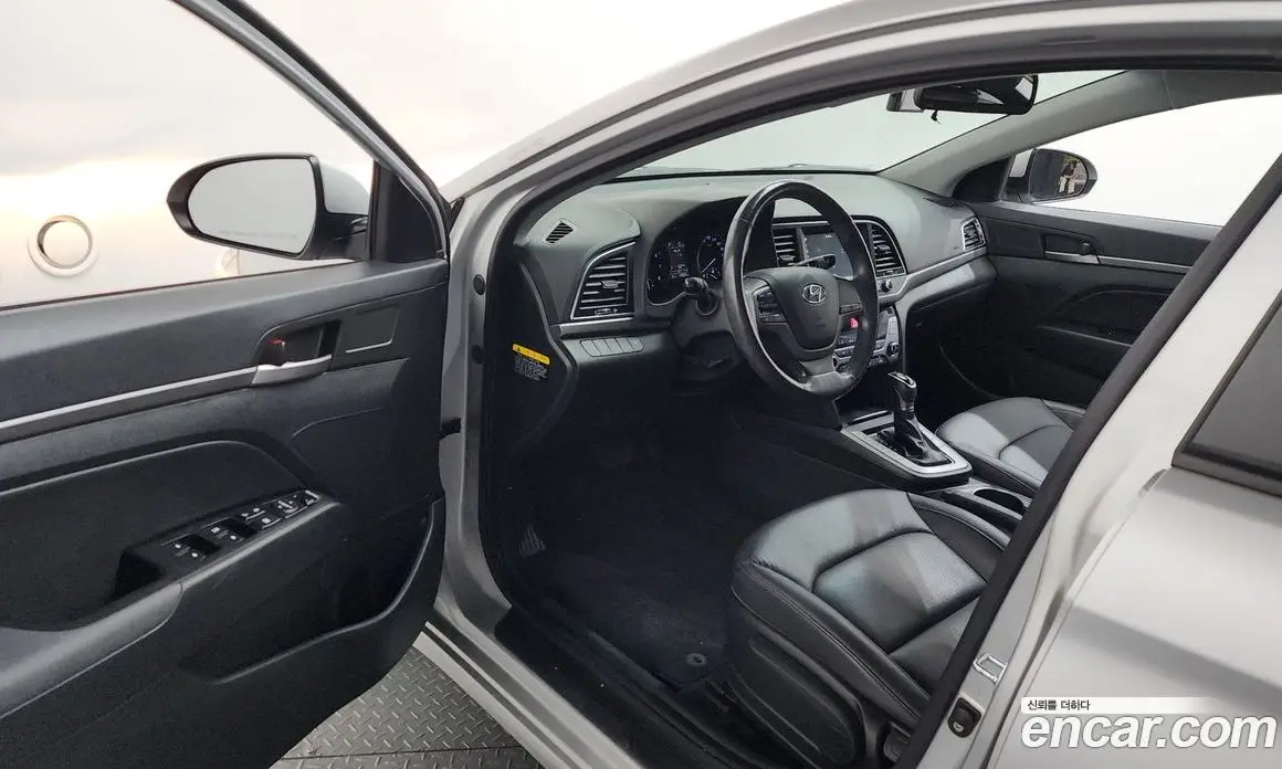 Hyundai Avante 2015 1.6 автомат (гидро), фото 13 Hyundai Avante 2015 1.6 автомат (гидро), фото 13