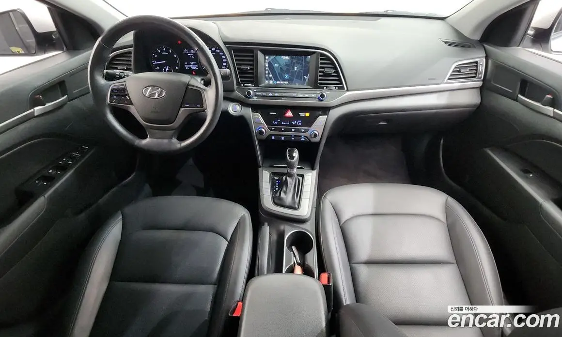 Hyundai Avante 2015 1.6 автомат (гидро), фото 10 Hyundai Avante 2015 1.6 автомат (гидро), фото 10