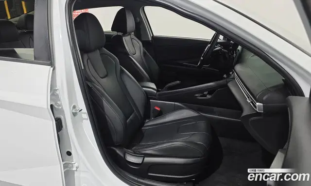 Hyundai Avante 2022 1.6 автомат (гидро), миниатюра 12