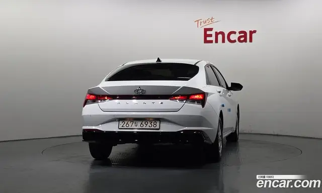 Hyundai Avante 2022 1.6 автомат (гидро), миниатюра 4 Hyundai Avante 2022 1.6 автомат (гидро), миниатюра 4