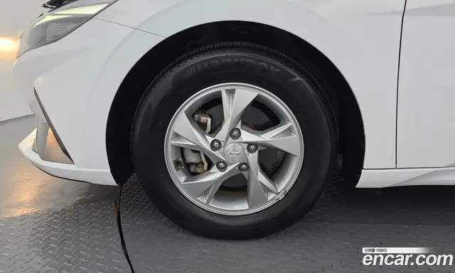 Hyundai Avante 2022 1.6 автомат (гидро), миниатюра 5 Hyundai Avante 2022 1.6 автомат (гидро), миниатюра 5