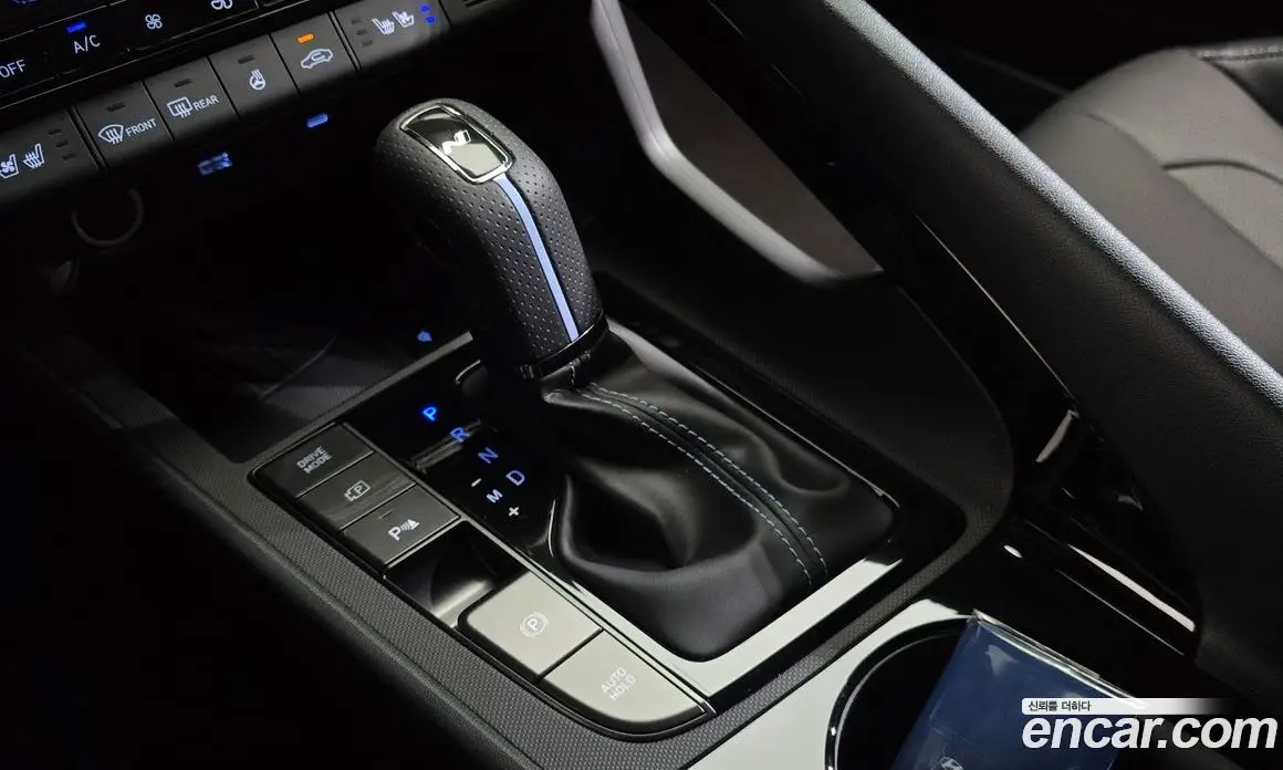 Hyundai Avante 2025 2.0 автомат (гидро), фото 12