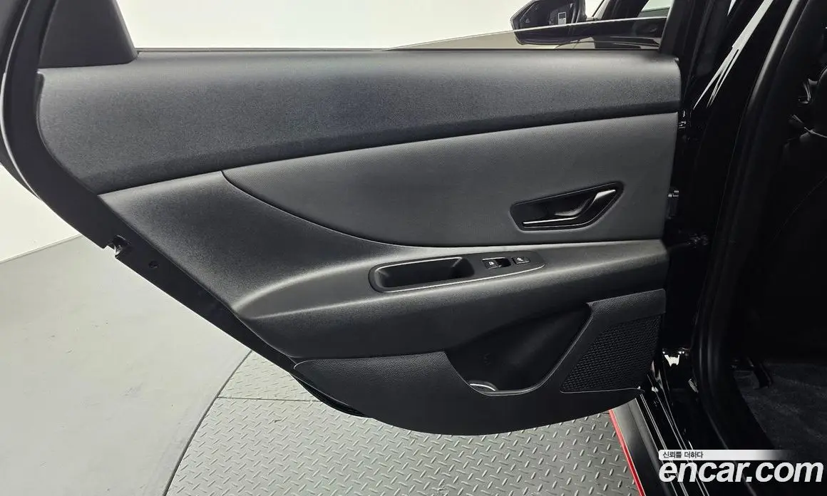 Hyundai Avante 2025 2.0 автомат (гидро), фото 15