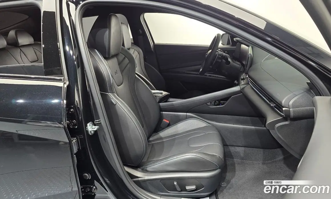 Hyundai Avante 2025 2.0 автомат (гидро), фото 16