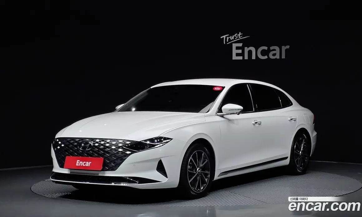 Hyundai Grandeur 2022 2.5 автомат (гидро), фото 1 Hyundai Grandeur 2022 2.5 автомат (гидро), фото 1