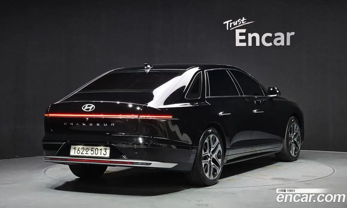 Hyundai Grandeur 2023 2.5 автомат (гидро), фото 2 Hyundai Grandeur 2023 2.5 автомат (гидро), фото 2