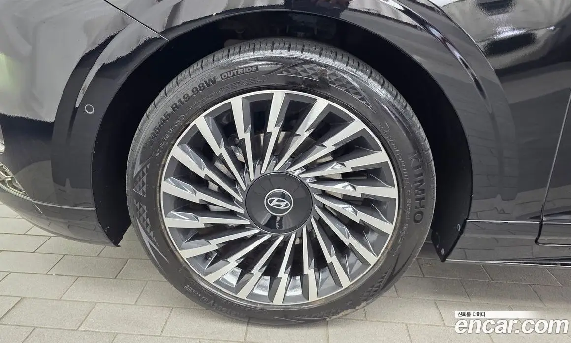 Hyundai Grandeur 2023 1.6 автомат (гидро), фото 5 Hyundai Grandeur 2023 1.6 автомат (гидро), фото 5