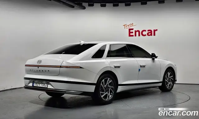 Hyundai Grandeur 2024 1.6 автомат (гидро), миниатюра 2
