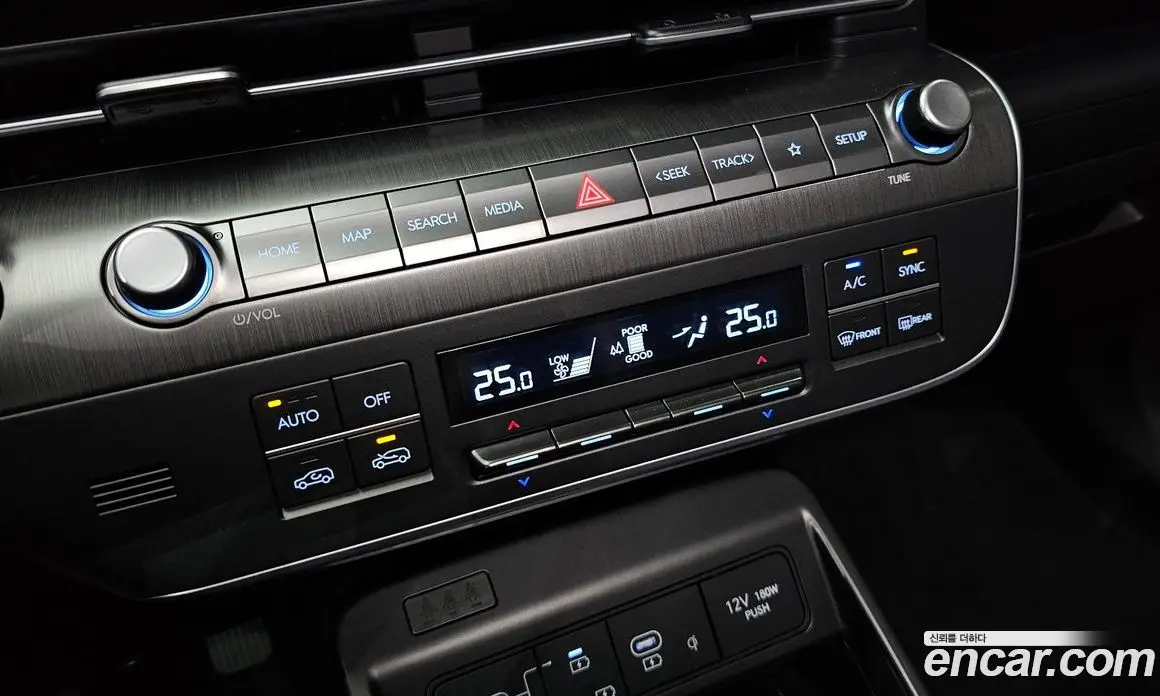 Hyundai Kona 2023 1.6 автомат (гидро), фото 31
