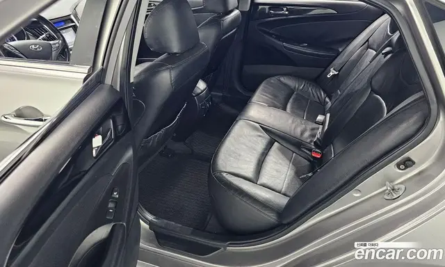 Hyundai Sonata 2010 2.0 автомат (гидро), миниатюра 12