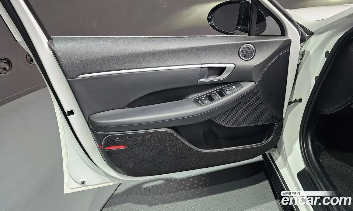 Hyundai Sonata 2021 2.0 автомат (гидро), фото 14 Hyundai Sonata 2021 2.0 автомат (гидро), фото 14