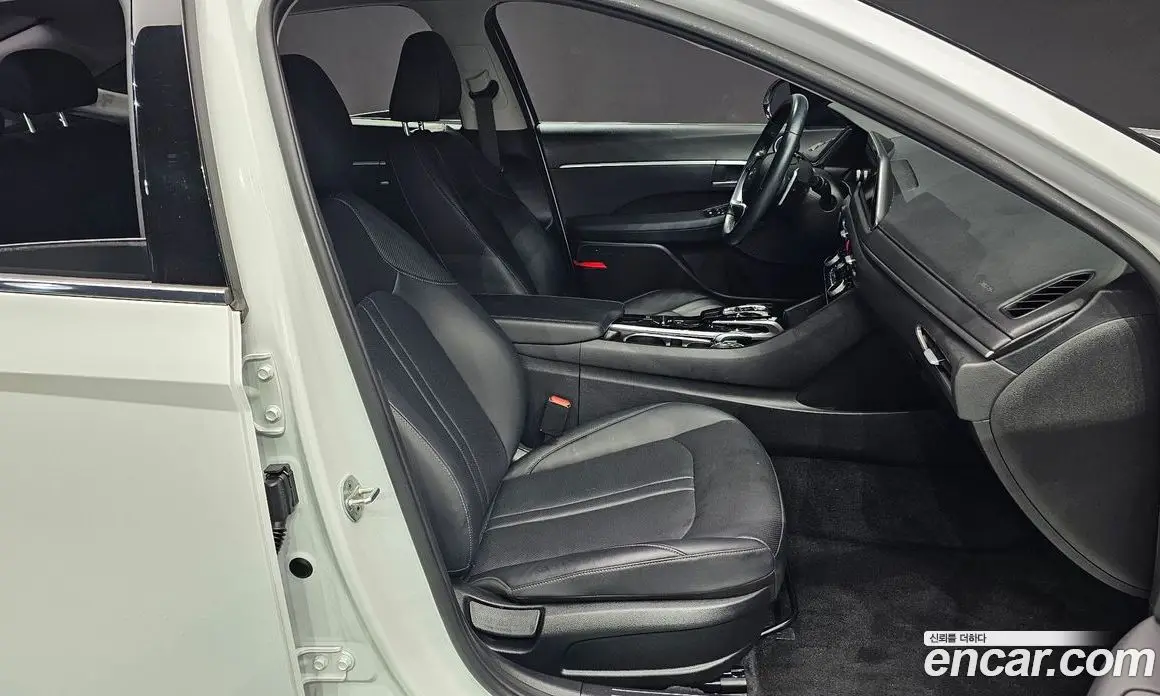 Hyundai Sonata 2021 2.0 автомат (гидро), фото 16 Hyundai Sonata 2021 2.0 автомат (гидро), фото 16