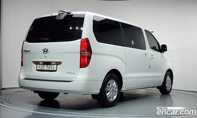 Hyundai Starex 2021 2.5 механика, миниатюра 2 Hyundai Starex 2021 2.5 механика, миниатюра 2