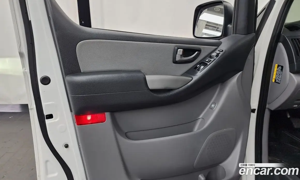 Hyundai Starex 2021 2.5 механика, фото 14 Hyundai Starex 2021 2.5 механика, фото 14