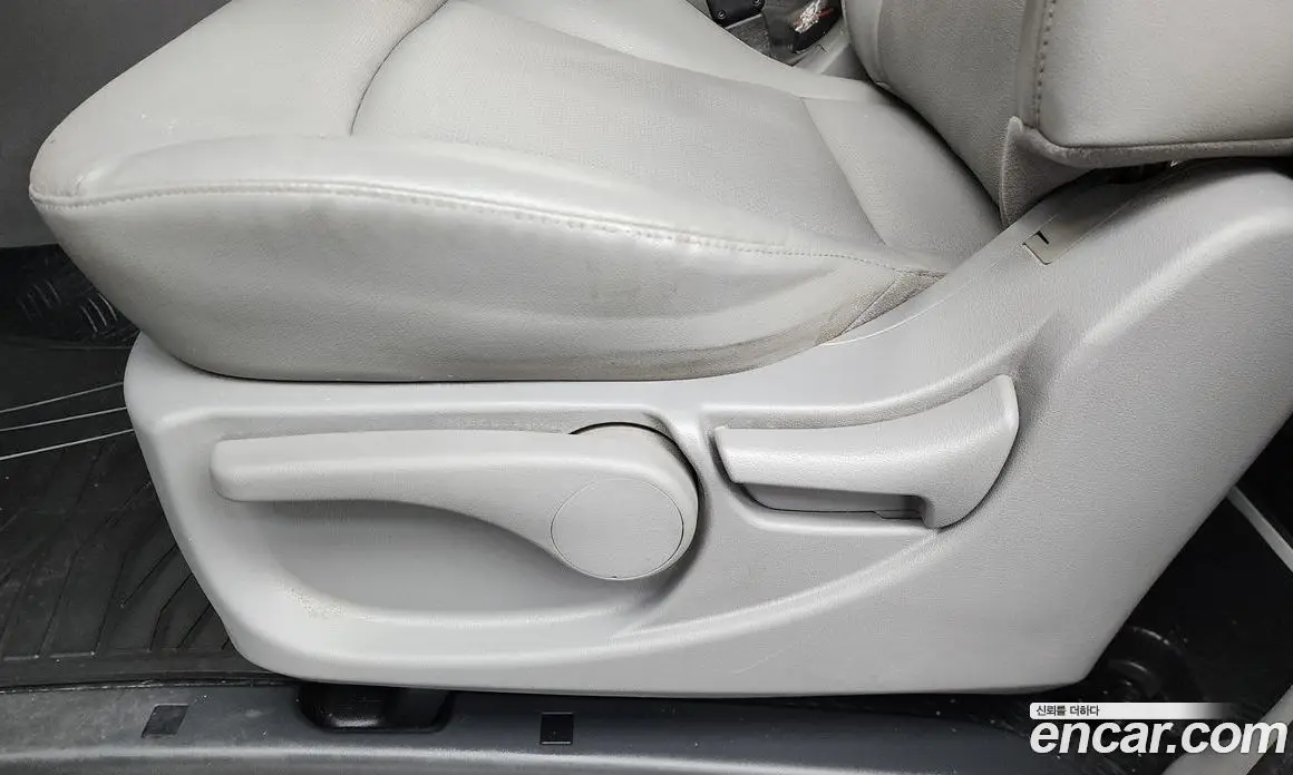 Hyundai Starex 2021 2.5 механика, фото 16 Hyundai Starex 2021 2.5 механика, фото 16
