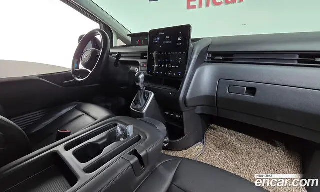 Hyundai Staria 2024 3.5 автомат (гидро), миниатюра 7