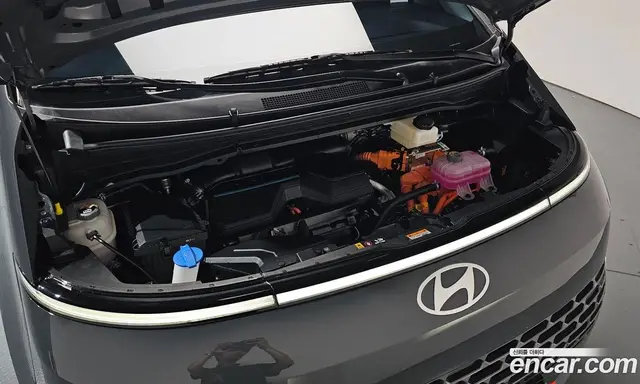 Hyundai Staria 2025 1.6 автомат (гидро), миниатюра 5