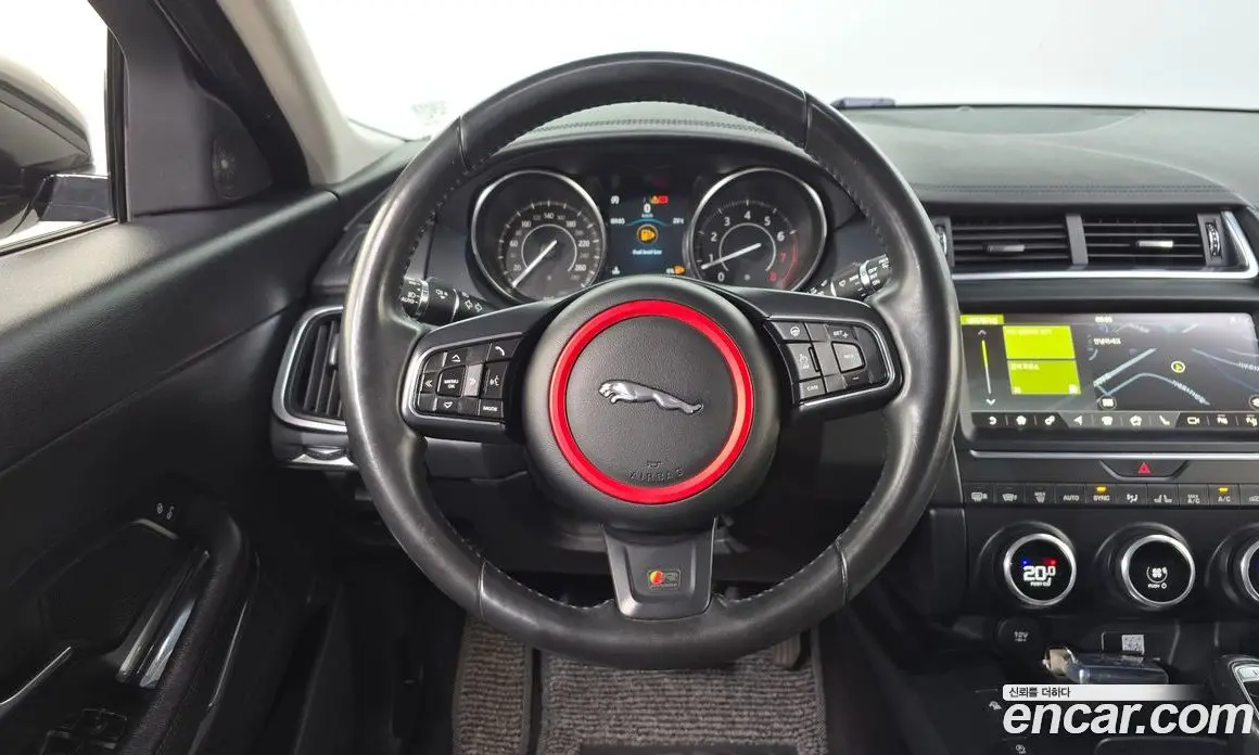 Jaguar E-Pace 2018 2.0 автомат (гидро), фото 19