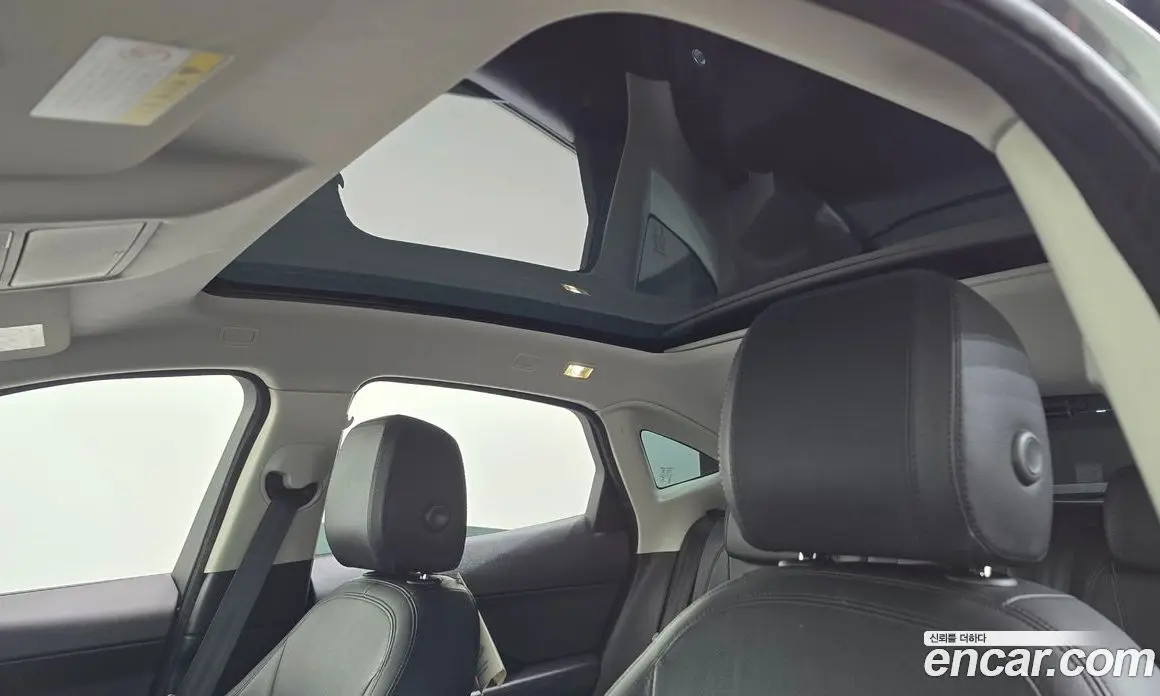 Jaguar E-Pace 2018 2.0 автомат (гидро), фото 24