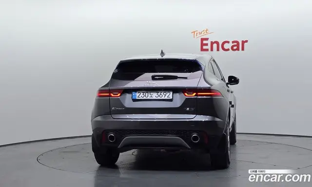 Jaguar E-Pace 2018 2.0 автомат (гидро), миниатюра 4