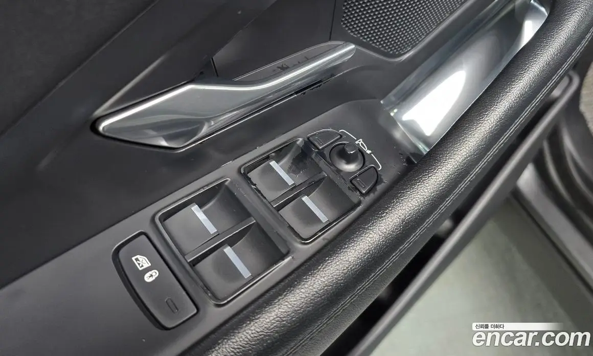 Jaguar E-Pace 2018 2.0 автомат (гидро), фото 33