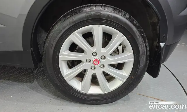 Jaguar E-Pace 2018 2.0 автомат (гидро), миниатюра 7