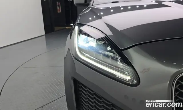 Jaguar E-Pace 2018 2.0 автомат (гидро), миниатюра 8